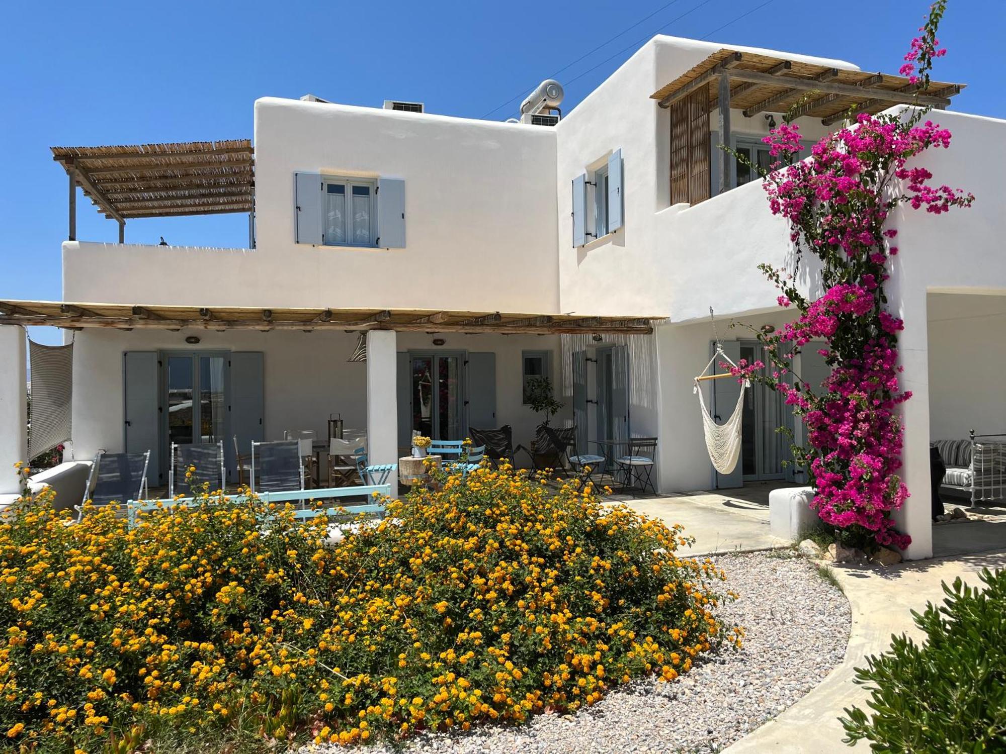 VILLA THEIA - SELENE , appartement de charme pour 4 à 6 personnes prés de la plage et du village de Koufonissi Koufonisia Exterior foto