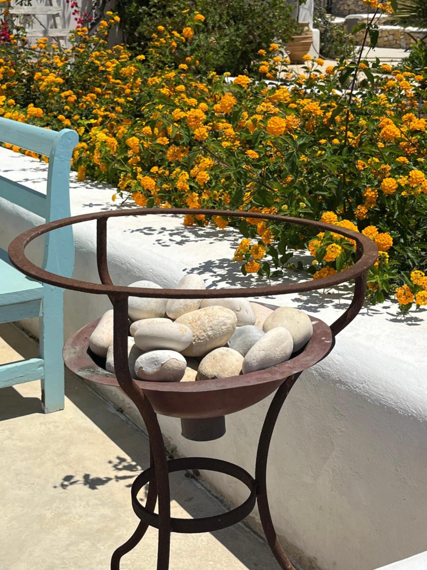 VILLA THEIA - SELENE , appartement de charme pour 4 à 6 personnes prés de la plage et du village de Koufonissi Koufonisia Exterior foto